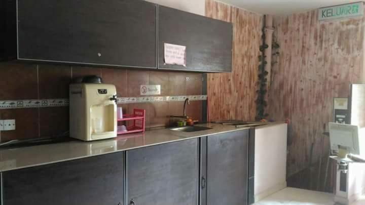 New Budget Inn Hotel Chukai Экстерьер фото
