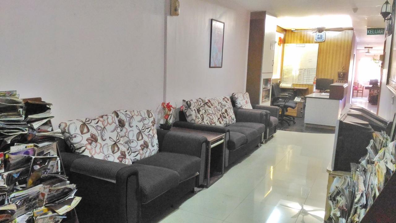 New Budget Inn Hotel Chukai Экстерьер фото