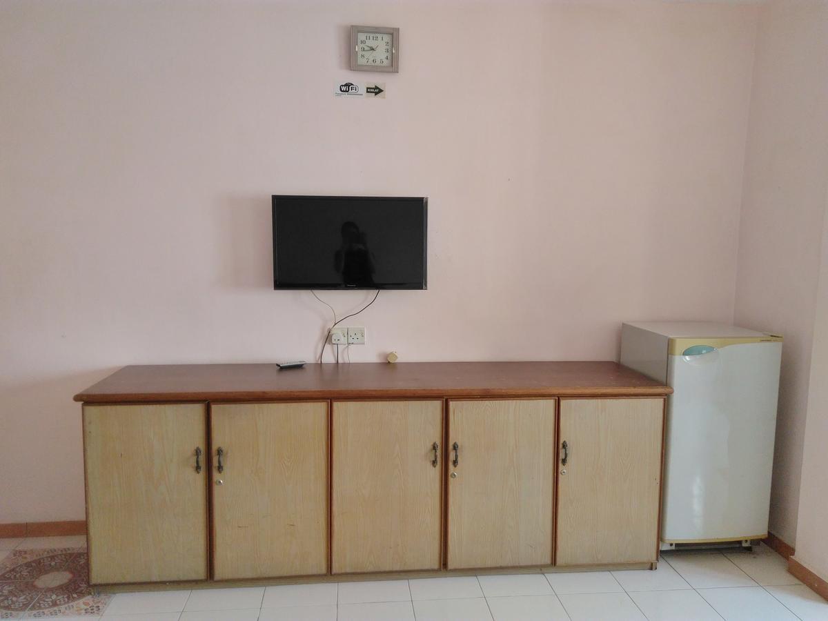 New Budget Inn Hotel Chukai Экстерьер фото