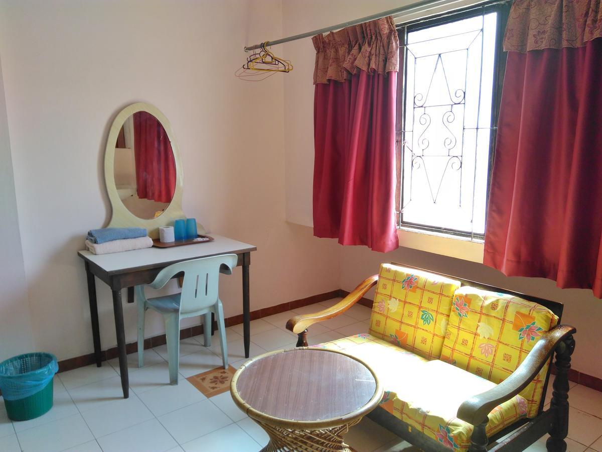 New Budget Inn Hotel Chukai Экстерьер фото