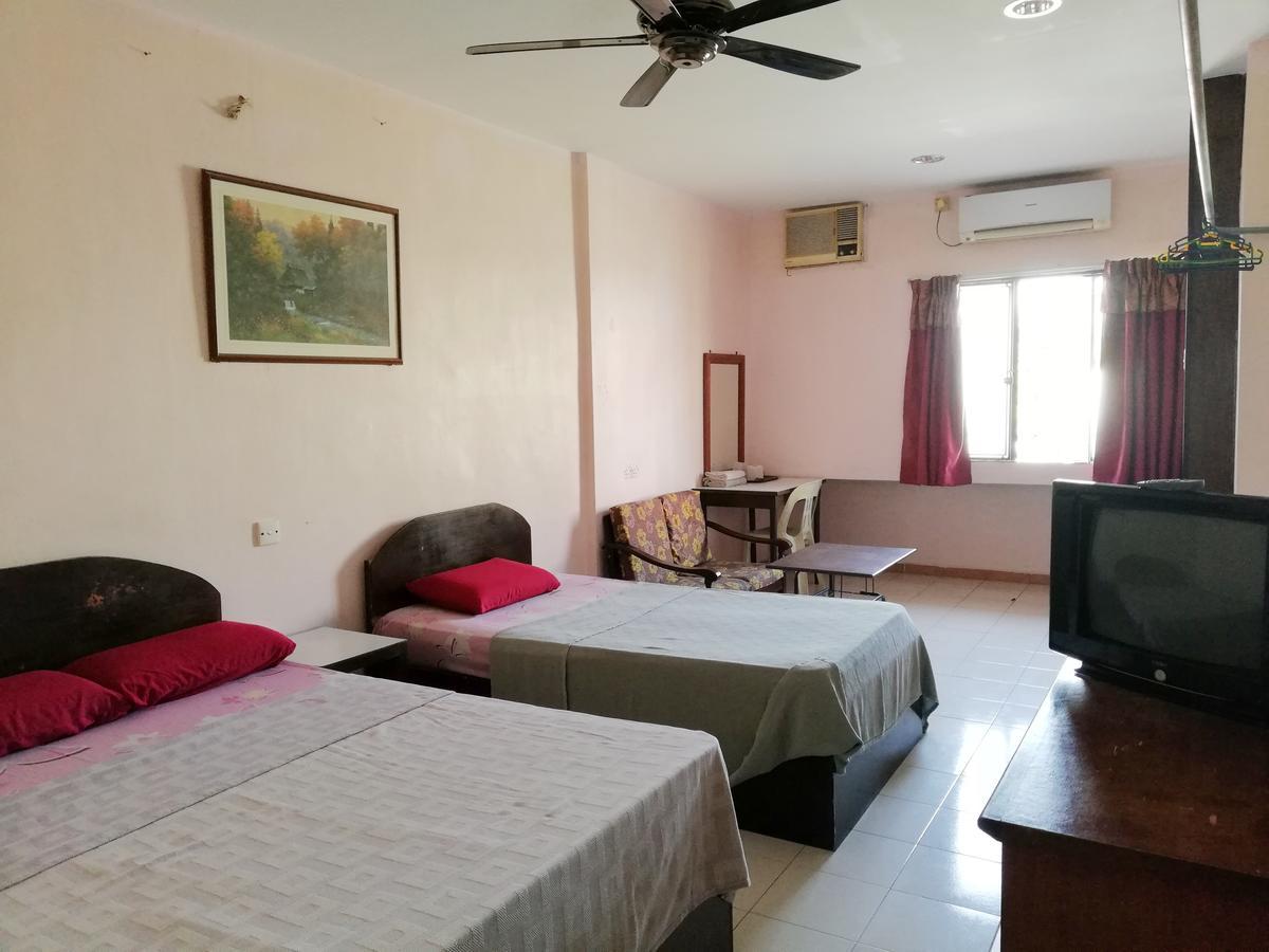 New Budget Inn Hotel Chukai Экстерьер фото